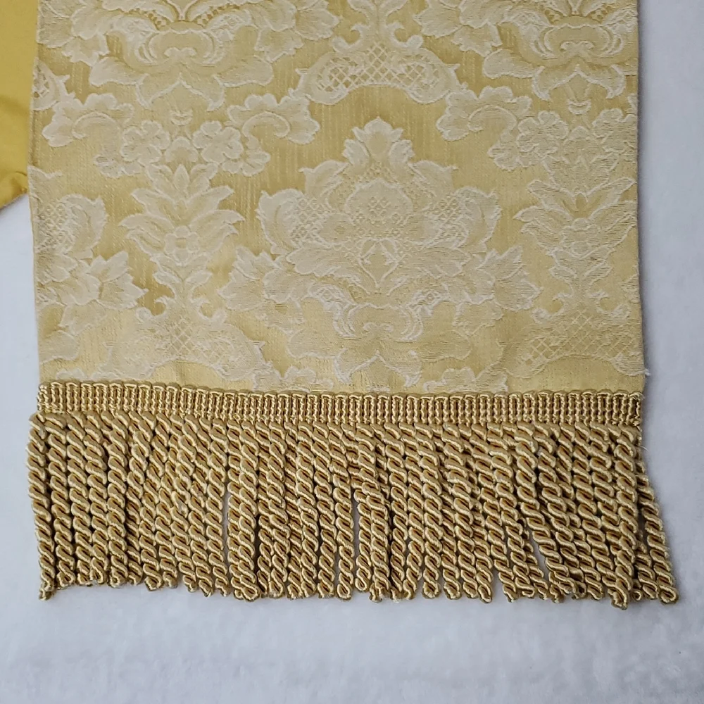 Elegant Stratford Gold Brocade Table Runner With Fringe